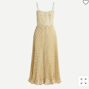 Pleated midi dress in crinkle gingham J. Crew Size 4